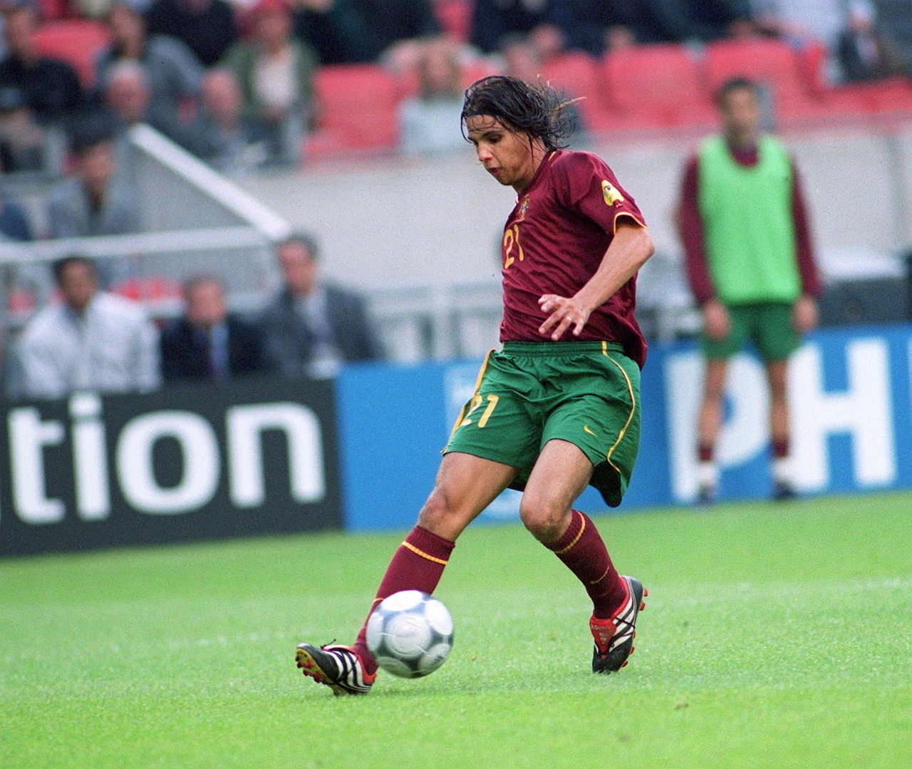 三连败！利物浦1-4埃因霍温，范戴克送点，德里乌赫双响（利物浦遭三连败：1-4不敌埃因霍温，范戴克送点，德里乌赫梅开二度）