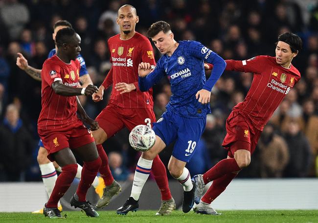 外媒：马拉多纳的宝马i8进行拍卖，起拍价1万欧元（外媒：马拉多纳名下宝马i8将拍卖，起价1万欧元）