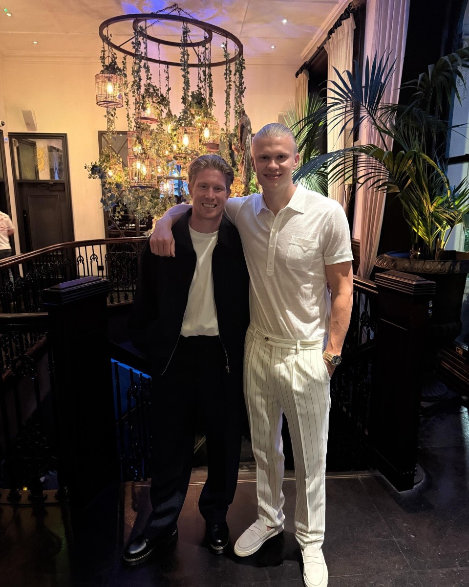 本泽马：皇马如今没有能指出问题的领袖，前场巨星们缺少牺牲（本泽马直言：皇马缺少敢指出问题的领袖，前场巨星缺乏牺牲精神）